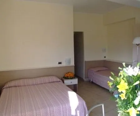Hotel San Luca Rossano
